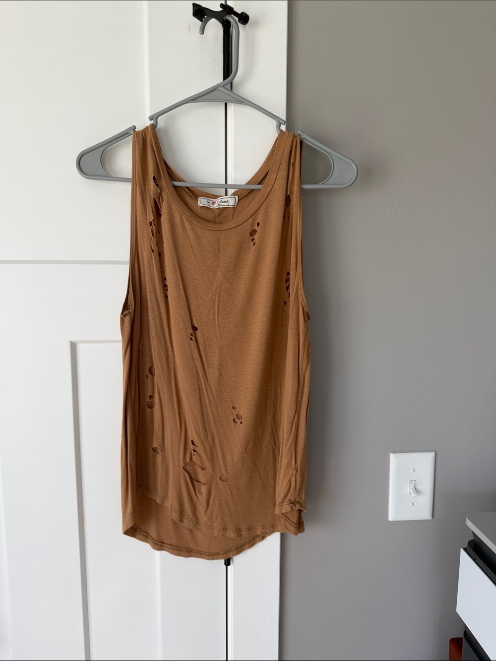 Distressed Brown Tank Top - Unbranded